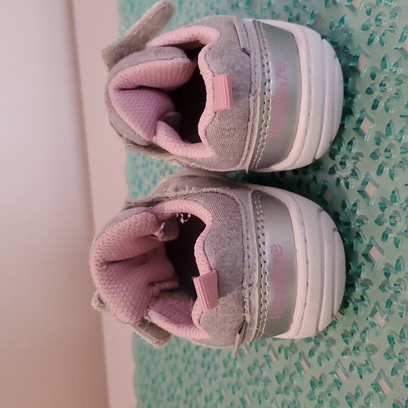 Surprize by Stride Rite kitty 😺 sneakers - Picture 4 of 9